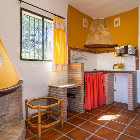 Amazing Cottage In Algatocin With Kitchen Εξωτερικό φωτογραφία