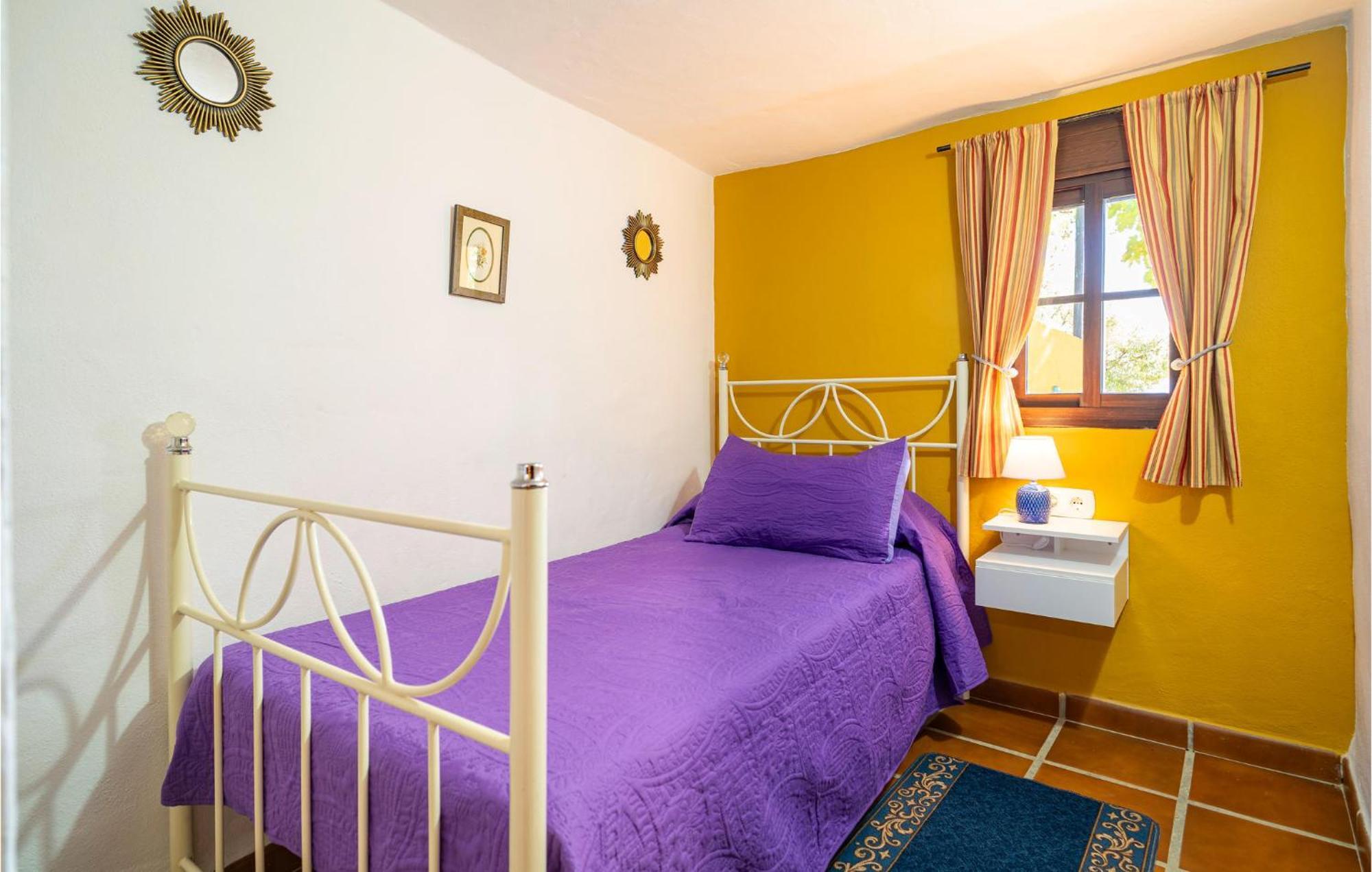Amazing Cottage In Algatocin With Kitchen Εξωτερικό φωτογραφία