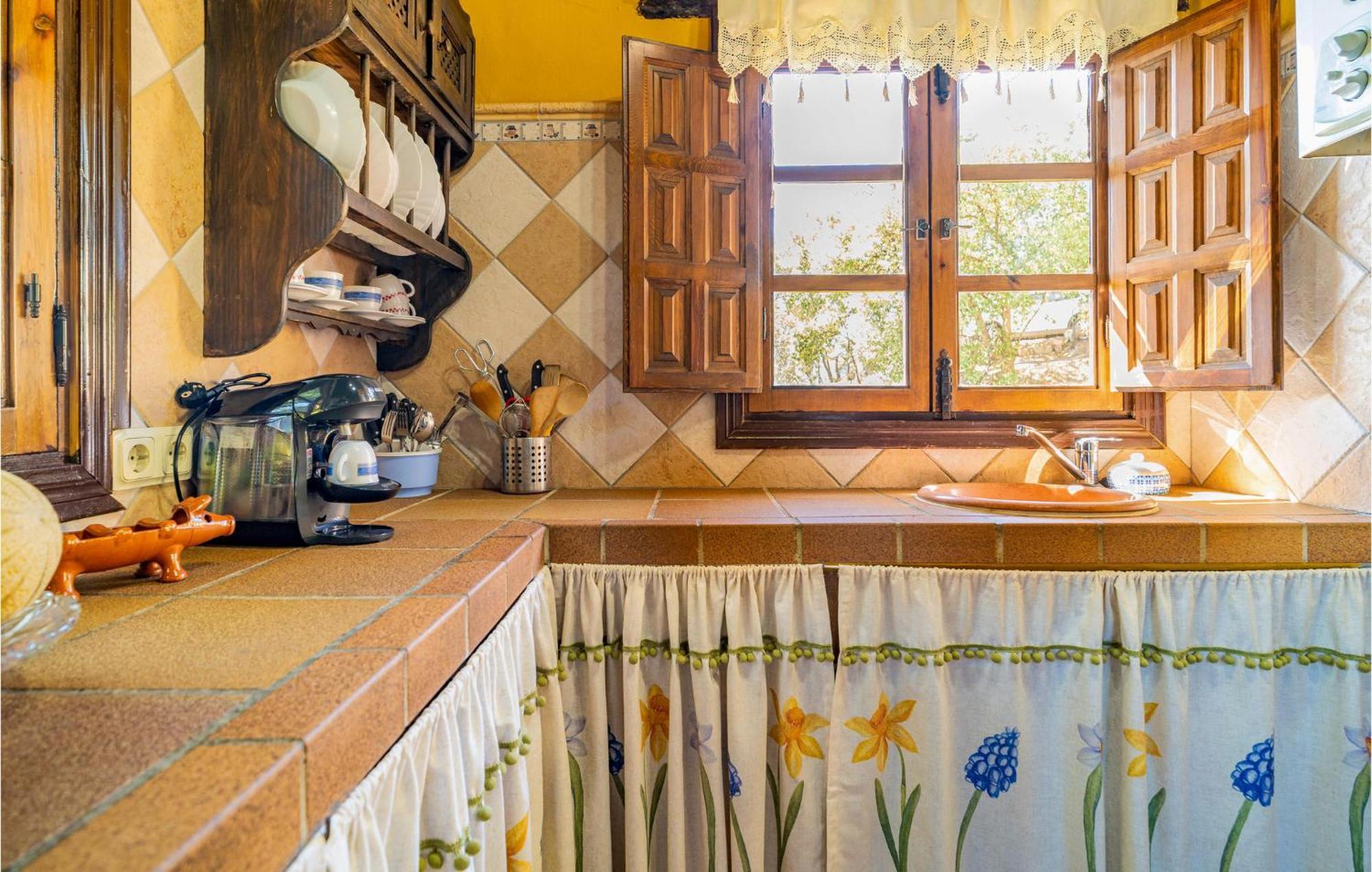 Amazing Cottage In Algatocin With Kitchen Εξωτερικό φωτογραφία