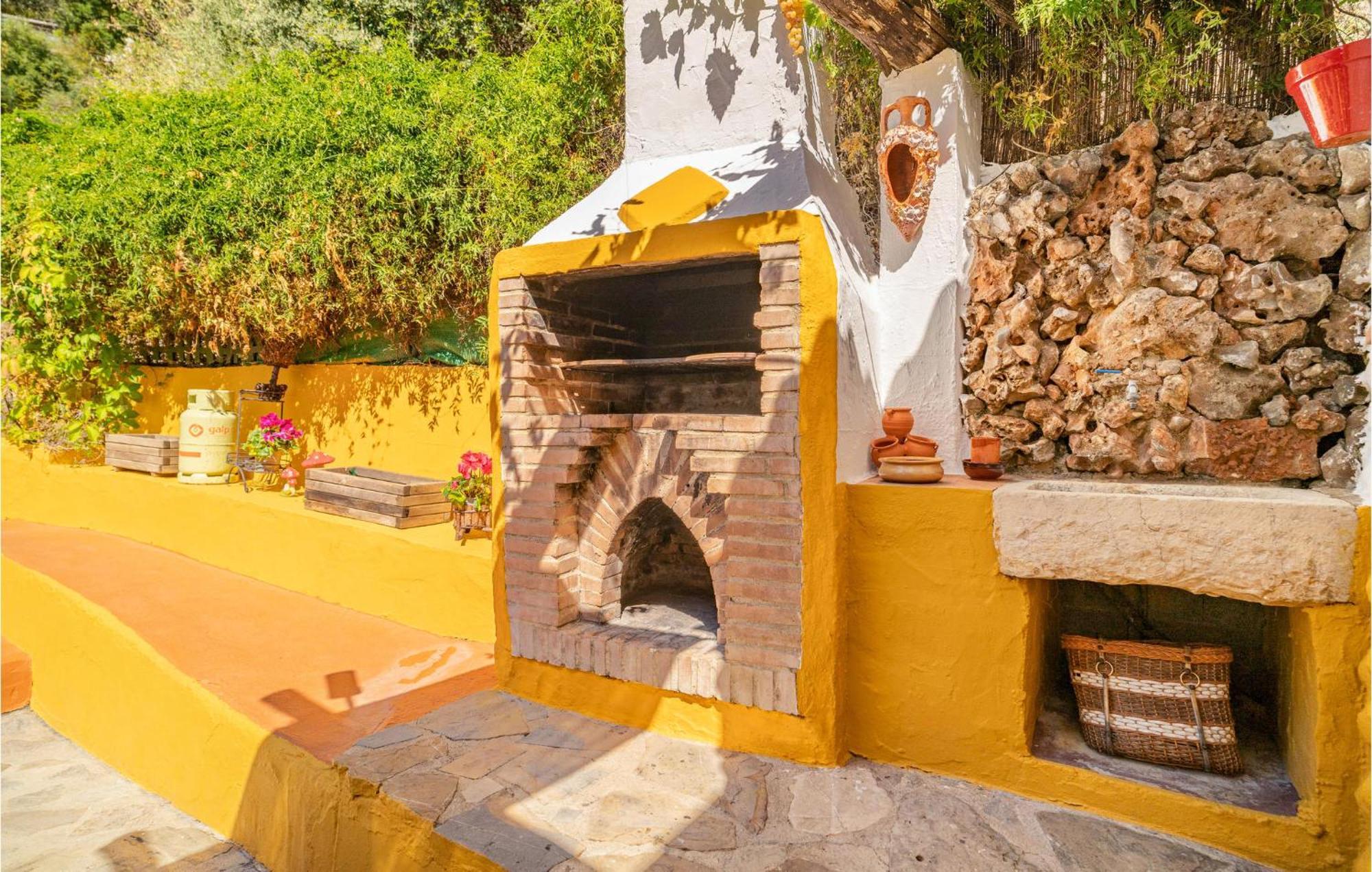 Amazing Cottage In Algatocin With Kitchen Εξωτερικό φωτογραφία